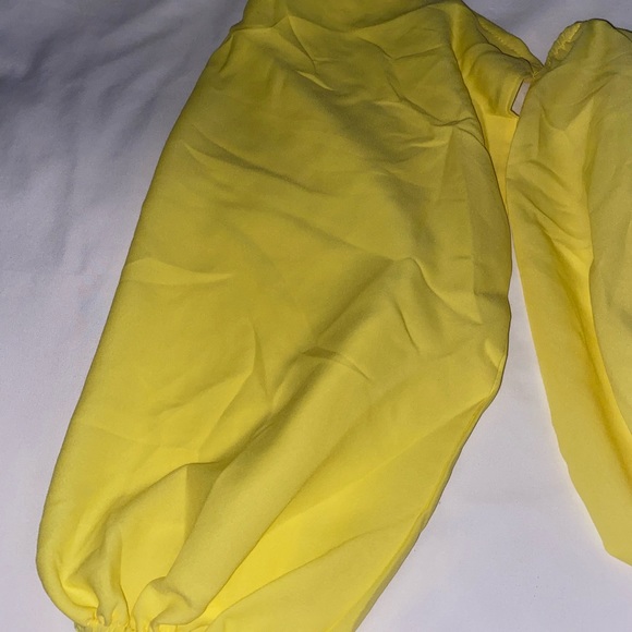 Off the shoulder blouse - Picture 6 of 8